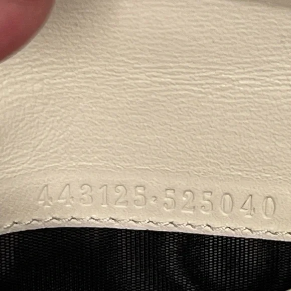 Gucci Marmont Cream Quilted Leather Wallet - Picture 7 of 10